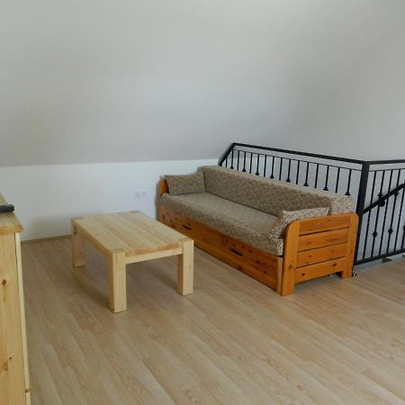 Familia-Pelso Apartmanhaz 扎马迪 外观 照片